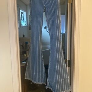 Wide legged striped jeans